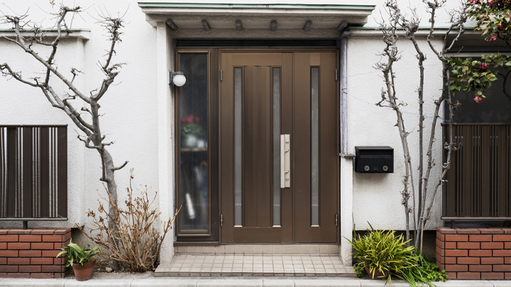 Are Wood Doors Suitable for Exterior Use? A Comprehensive Guide